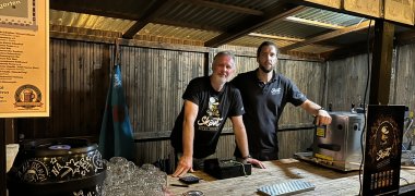 Auf dem Bild ist die Bude der tschechischen Brauerei Pivni Skaut zu sehen.
