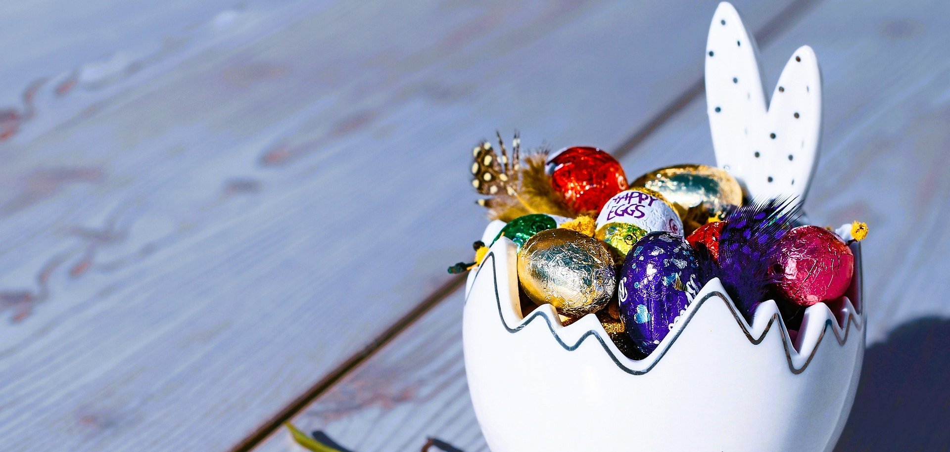 Auf dem Bild ist ein Osterkörbchen zu sehen