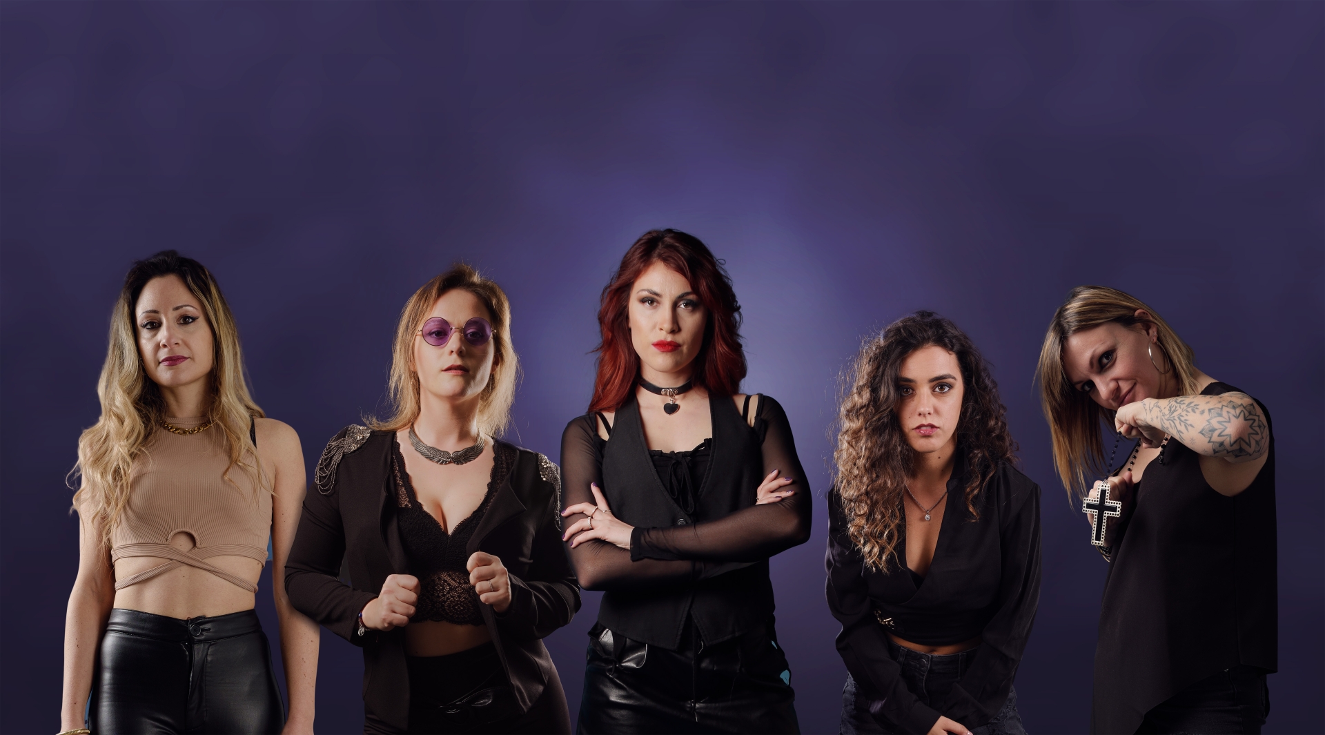 Das Bild zeigt die Musikerinnen der Musikgruppe "Strange kind of women".