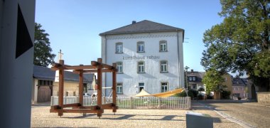 Auf dem Bild ist das Kunsthaus in Rehau zu sehen.
