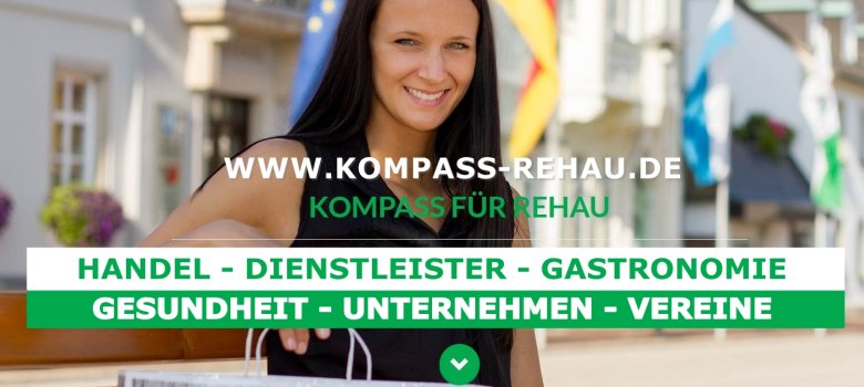 Die Grafik zeigt im Hintergrund eine Frau mit einer Einkaufstasche auf einer Bank sitzend. Vordergründig steht geschrieben: "www.kompass-rehau.de KOMPASS FÜR REHAU"