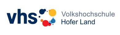 Die Grafik zeigt das Logo der VHS - Volkshochschule Hofer Land.
