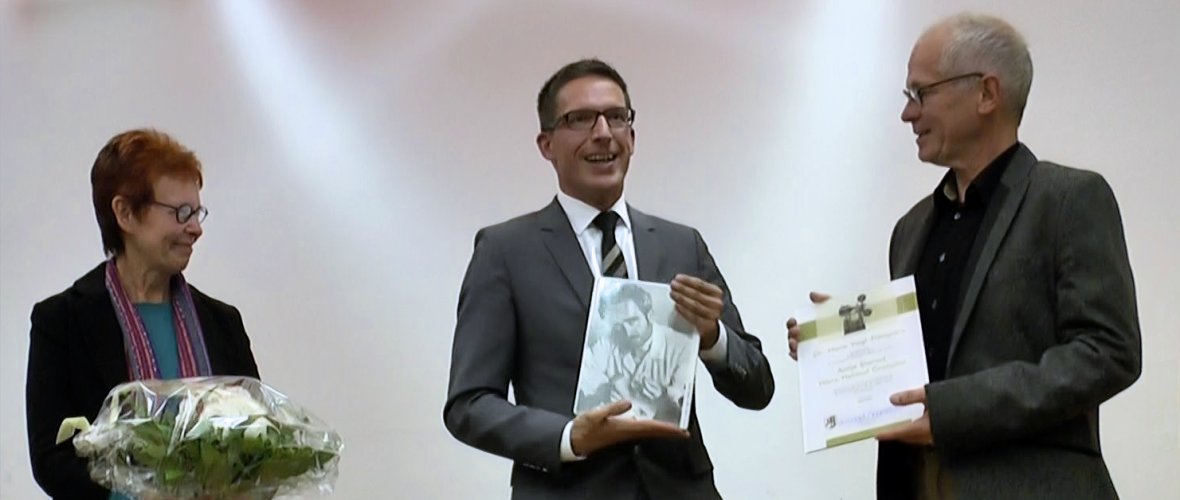 Das Bild zeigt die Hans-Vogt-Filmpreisträger Starost und Grotjahn von 2012.