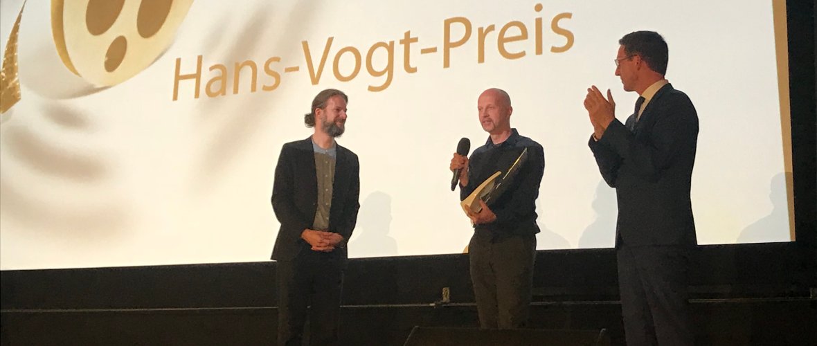 Das Bild zeigt den Hans-Vogt-Filmpreisträger Helmer von 2018.