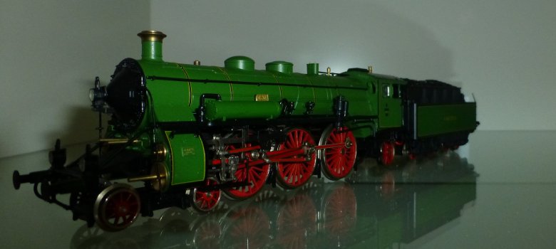 Das Bild zeigt eine Eisenbahn aus der Eisenbahnsammlung von Rüdiger Hofmann, die sich im Rehauer Museum befindet.