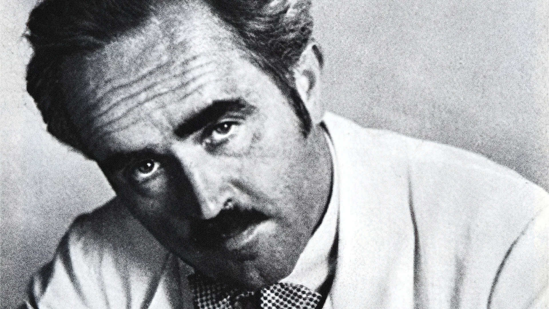 Das Bild zeigt eine schwarz-weiß-Aufnahme von Hans Vogt.