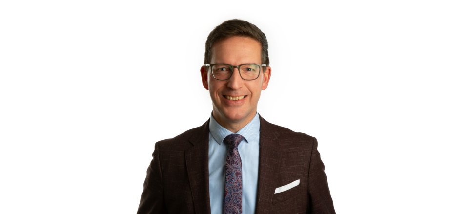 Das Bild zeigt 1. Bürgermeister Michael Abraham.