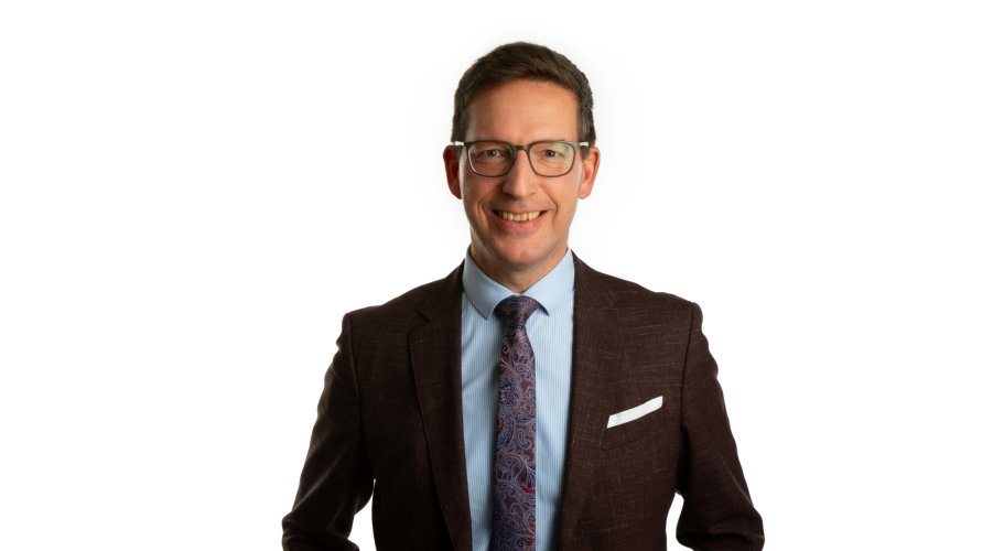 Das Bild zeigt 1. Bürgermeister Michael Abraham.