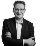 Das Bild zeigt Alexander Prechtl.