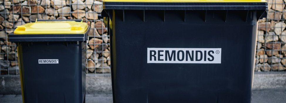 Das Bild zeigt die "Gelbe Tonne" von REMONDIS in zwei unterschiedlichen Größen.